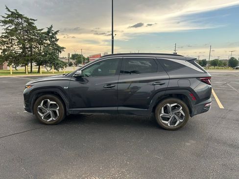 Used 2022 Hyundai Tucson Limited w/ Cargo Package AWD/4WD image 6