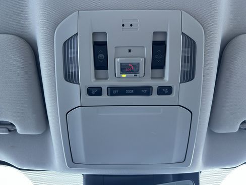 Certified 2021 Toyota Highlander Platinum image 37