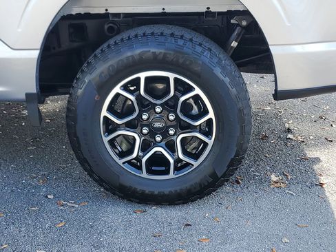 Used 2023 Ford F150 XLT w/ Equipment Group 302A High image 5