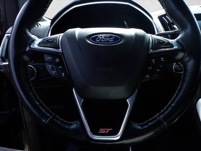 Used 2019 Ford Edge ST w/ Equipment Group 401A AWD/4WD image 17