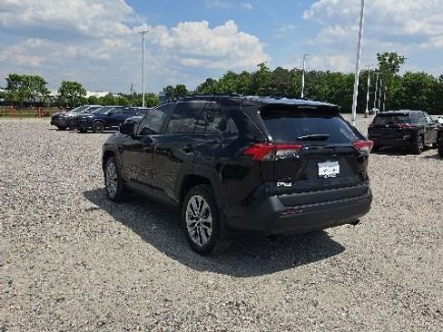 Used 2023 Toyota RAV4 XLE Premium AWD/4WD image 3