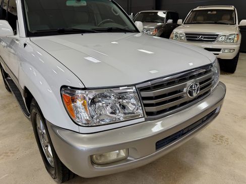 Used 2006 Toyota Land Cruiser image 3