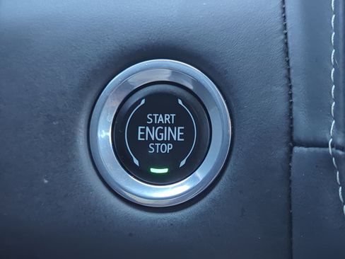 Used 2023 GMC Yukon XL Denali Ultimate AWD/4WD image 27