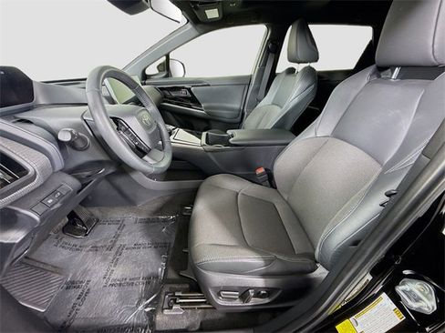 Certified 2025 Toyota bZ4X AWD w/ Weather Package image 20