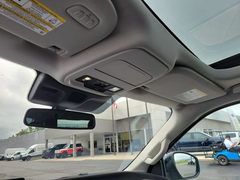 Certified 2025 Ford Expedition Max Active AWD/4WD image 30