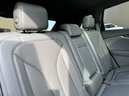 Used 2019 Lincoln Nautilus Reserve image 32