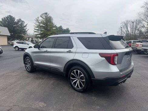 Used 2021 Ford Explorer ST w/ Equipment Group 401A AWD/4WD image 12