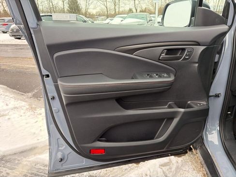 Certified 2024 Honda Passport TrailSport image 19