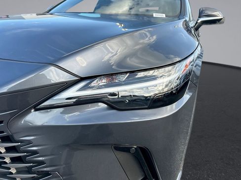Used 2025 Lexus RX 350 Premium w/ Accessory Package (Z1) FWD image 32