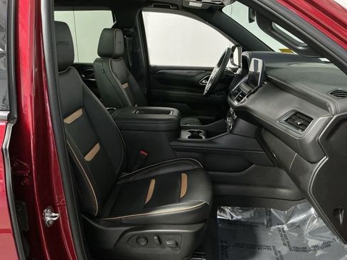Used 2024 GMC Yukon AT4 w/ Technology Package AWD/4WD image 28