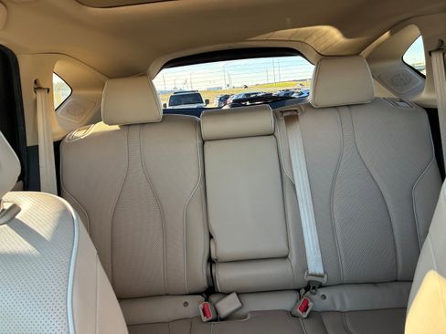 Used 2020 Acura RDX AWD w/ Advance Package image 23