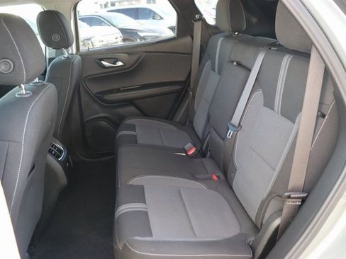 Used 2025 Chevrolet Blazer LT image 15