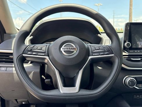 Used 2022 Nissan Altima 2.5 SV FWD image 20