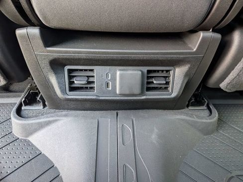 Used 2024 Chevrolet Silverado 1500 LT AWD/4WD image 33