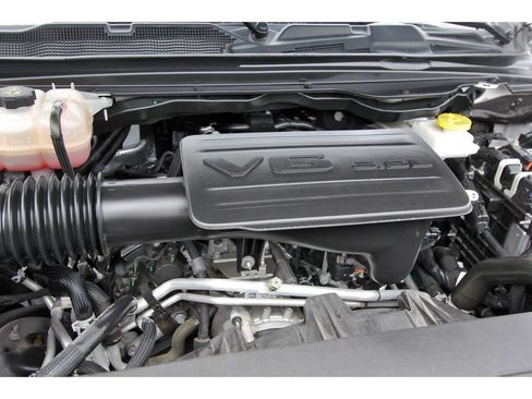 Used 2025 RAM 1500 Lone Star AWD/4WD image 32