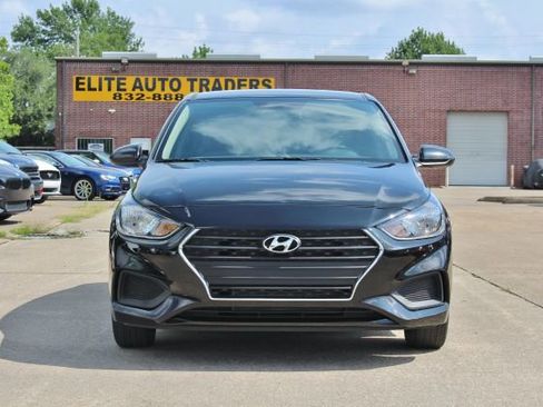 Used 2022 Hyundai Accent SE w/ Cargo Package image 4