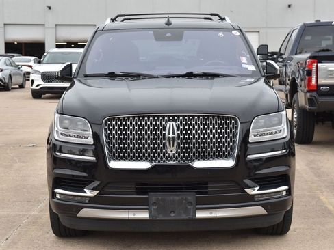 Used 2019 Lincoln Navigator Black Label w/ Cargo Package AWD/4WD image 3