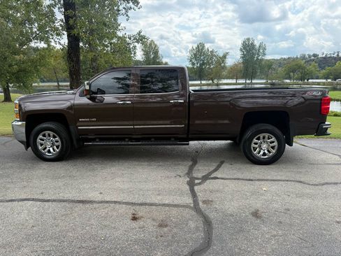 Used 2016 Chevrolet Silverado 2500 LTZ w/ Duramax Plus Package image 4