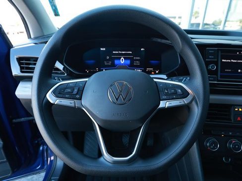 Used 2022 Volkswagen Taos S FWD image 11