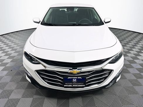 Used 2023 Chevrolet Malibu LT image 4