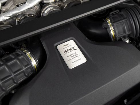 Used 2020 Aston Martin V8 Vantage AMR RWD image 62