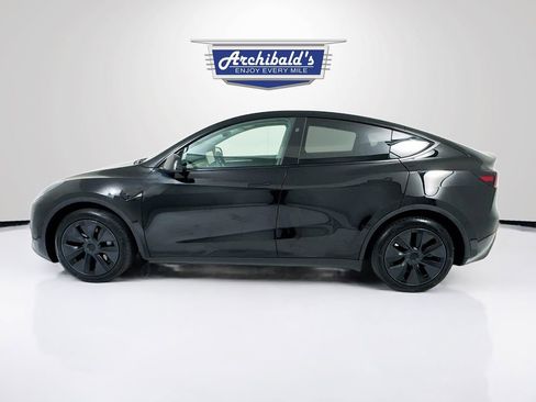Used 2024 Tesla Model Y Long Range image 4