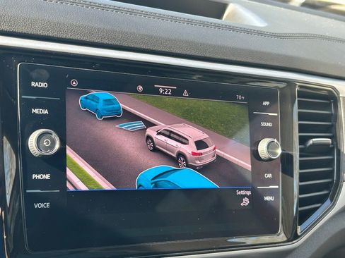 Used 2022 Volkswagen Atlas SE w/ Panoramic Sunroof Package image 17