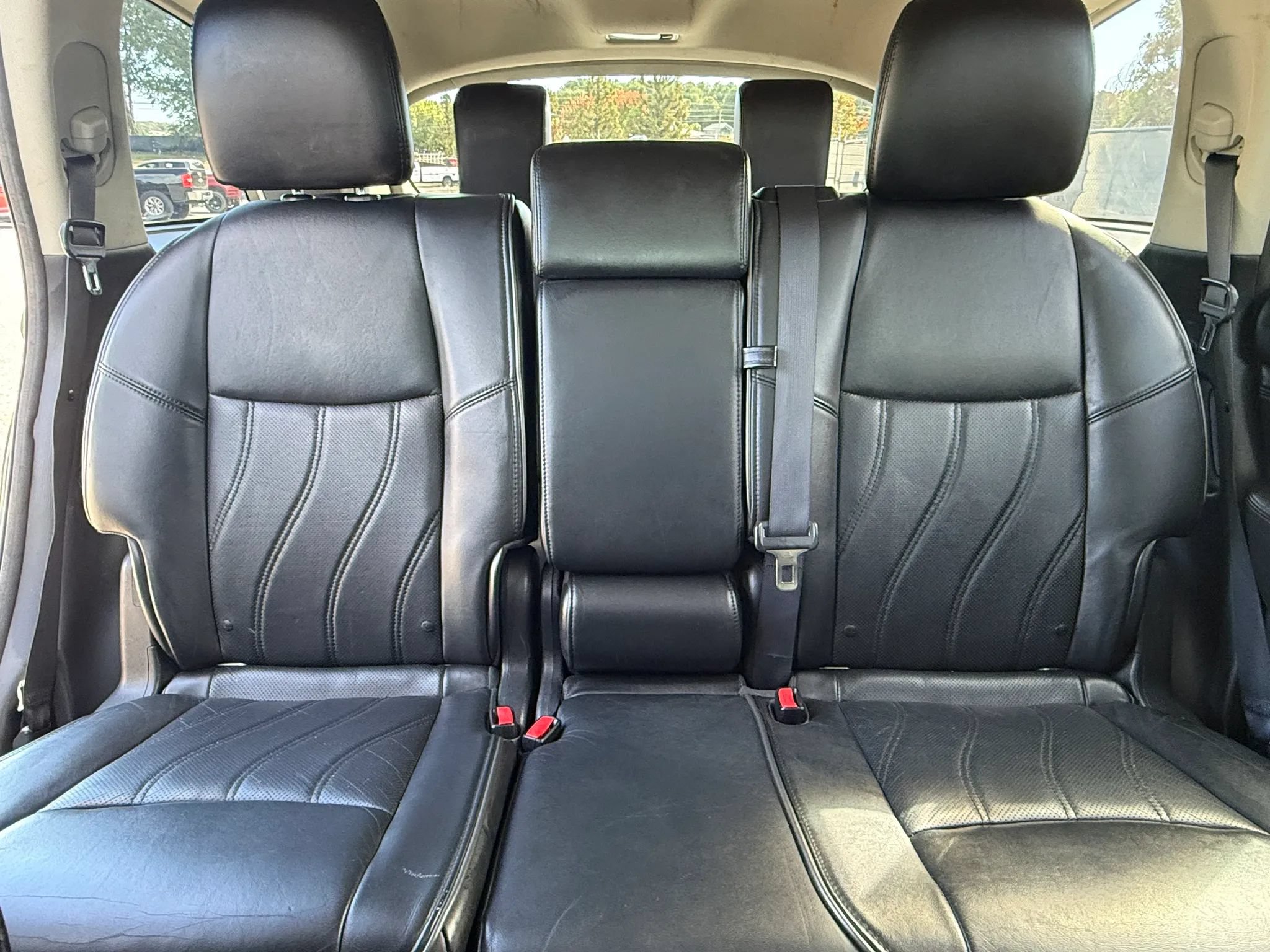 Used 2013 INFINITI JX35 AWD w/ Premium Pkg image 22