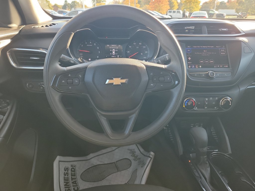Used 2023 Chevrolet TrailBlazer LT FWD image 30