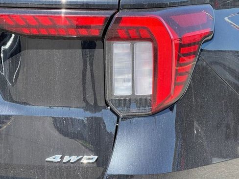 New 2026 Ford Explorer Active AWD/4WD image 6