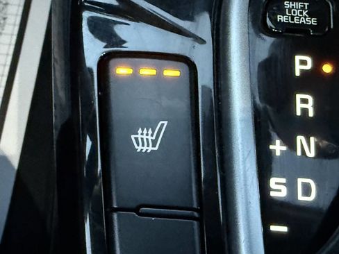 Used 2023 Kia Seltos S image 23