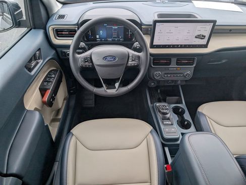 Used 2025 Ford Maverick Lariat AWD/4WD image 10