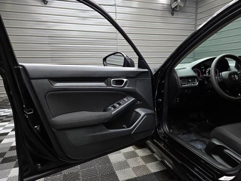 Used 2023 Honda Civic LX image 30