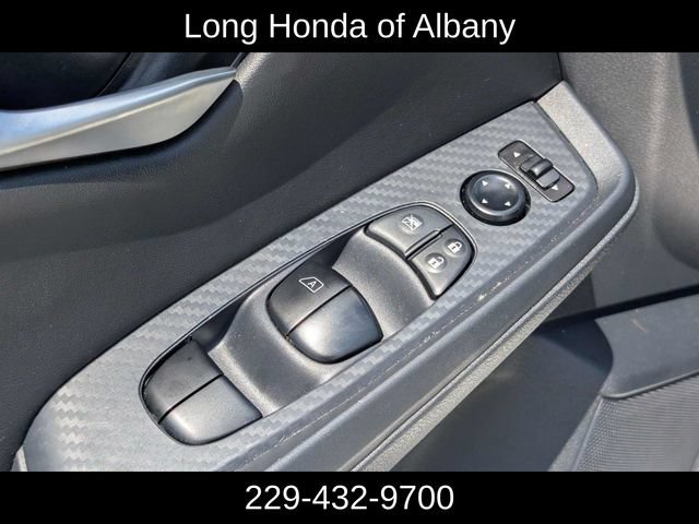 Used 2025 Nissan Sentra SV FWD image 12