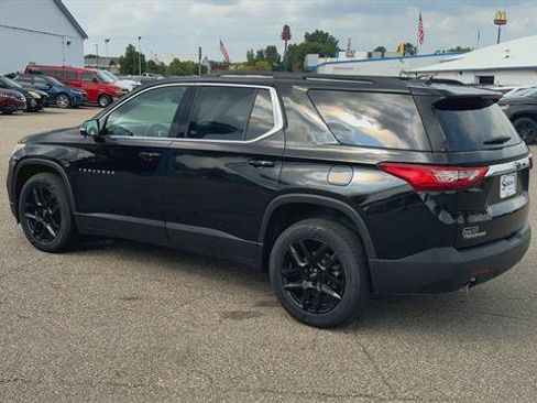 Used 2020 Chevrolet Traverse LT FWD image 6