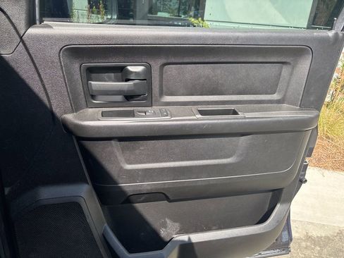 Used 2019 RAM 1500 Express w/ Express Value Package AWD/4WD image 22