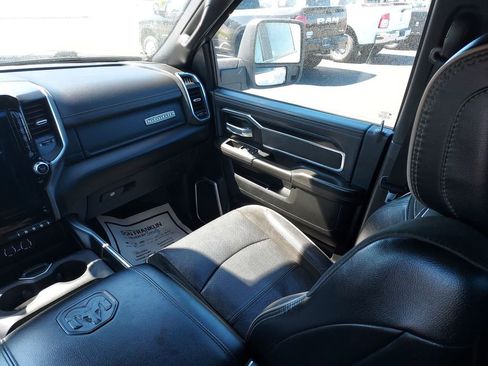 Used 2024 RAM 3500 Laramie w/ Night Edition image 11