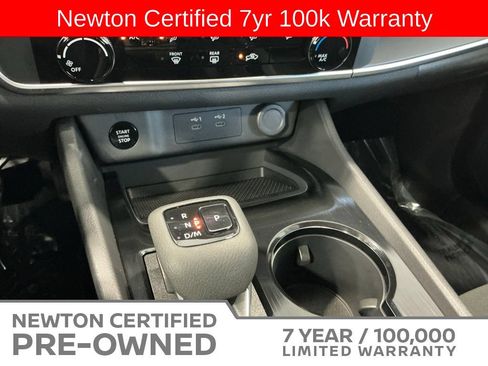 Used 2025 Nissan Rogue S FWD image 10