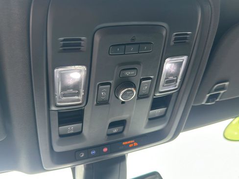 Used 2022 GMC Yukon AT4 w/ Max Trailering Package AWD/4WD image 18
