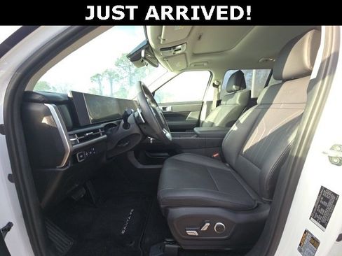 Used 2024 Hyundai Santa Fe XRT image 13