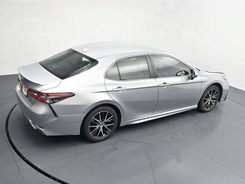 Used 2024 Toyota Camry SE FWD image 31