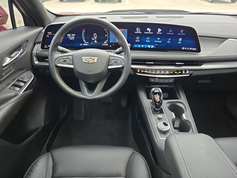 Used 2024 Cadillac XT4 Premium Luxury w/ Cold Weather Package FWD image 29