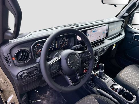 New 2026 Jeep Gladiator Mojave AWD/4WD image 9