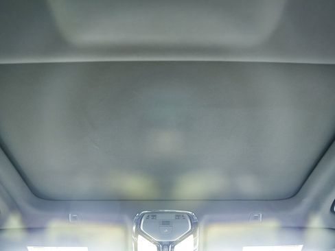 Used 2023 BMW 530i w/ M Sport Package image 16