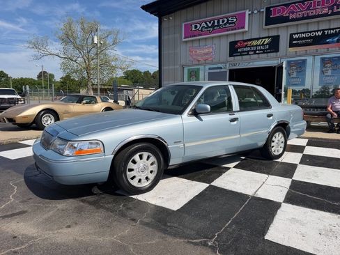 Used 2005 Mercury Grand Marquis LS image 2