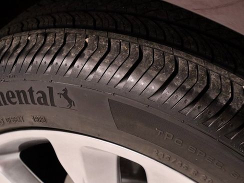 Used 2023 Buick Envision Avenir image 20