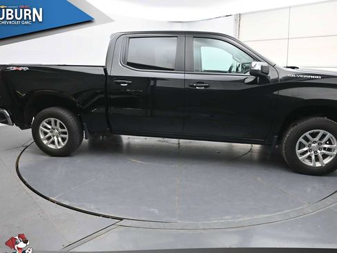 Used 2021 Chevrolet Silverado 1500 LT w/ Bed Protection Package AWD/4WD image 17