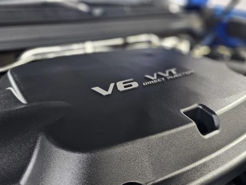 Used 2018 Chevrolet Colorado ZR2 AWD/4WD image 9