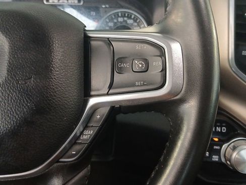 Used 2022 RAM 1500 Laramie AWD/4WD image 17
