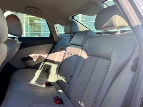 Used 2013 Buick Verano Convenience FWD image 14